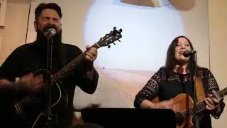 Adrian Kühn & Franzi Kusche - Perfekt unperfekt (@kaerbholzband )