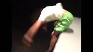 Chillin tramp wall style