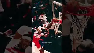 Mitchell Robinson dunks on wizards player 😳 #shorts