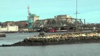 Memorial Bridge Portsmouth Side Leaves Town