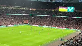 Incredible LOUD rendition of Allez Allez Allez by Liverpool in the Carabao Cup Final!