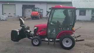 Mahindra Emax25