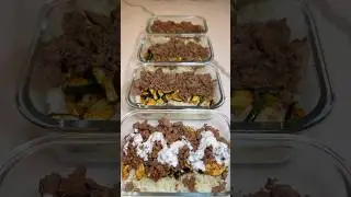 Чаши с говядиной и рисом из цветной капусты