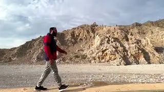 Dubai - Fujairah root Shot- peak view