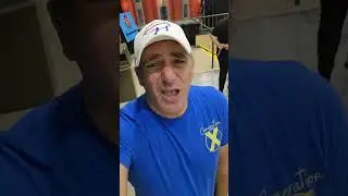Здесь, на Nickel City Comic Con в Буффало, Нью-Йорк. Панели, знаменитости и многое другое.