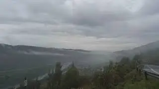 [Timelapse] Morning mood and dissolving fog on the Moselle loop near Zell [4K]