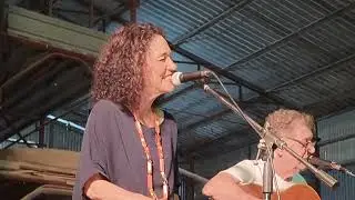18 Luglio 2025, Cantieri Pezzini - Viareggio, Beppe Fornaroli & Barbara Casini in concerto.