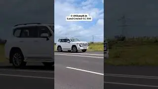 Toyota Land Cruiser 300 launch control run! Can you guess how quickly it does 0-100kmph?