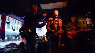 Kick out the Jams live