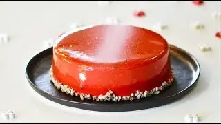 How to decorate a cake with a sparkling glitter effect