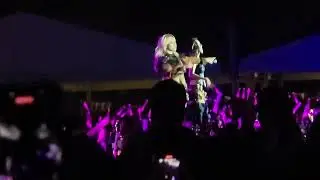 [FANCAM] HITC LA 2025 D2 ~ 2NE1 - I Don't Care