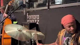 Jonathan Pinson playing Quiqeg