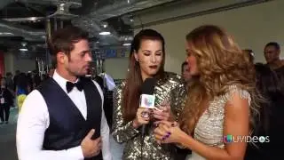 Le piden a William Levy @willylevy29 que se quite la camisa Premios Juventud