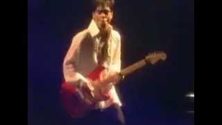 Joy In Repetition/Anotherloverholenyohead/Peach (live at the O2 Arena 2007) - Prince
