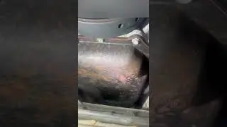 2022 Jeep Wagoneer rusty oil pan already #jeepwagoneer #carbuying #rust #wagoneer #grandwagoneer