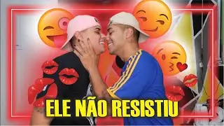DESAFIO TENTE NÃO BEIJAR