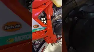 Установка выхлопной системы Graves Slip On на KTM 500 EXCF #husqvarna #ktm #ktm500 #gravesexhaust...