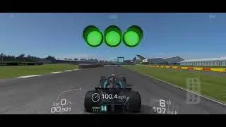 Real Racing gameplay with (Mercedes F1 W15) car