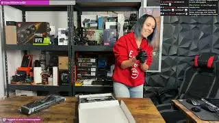 Segítsetek ez nehéz lesz!! 🤯Építsünk együtt Alexával! #gaming #pc #pcbuild #tech #girlgamer