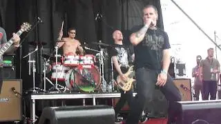 Within The Ruins Live at The Bamboozle 2011 (2)