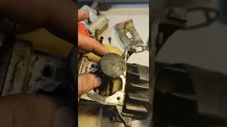 Мотор, убитый маслом.