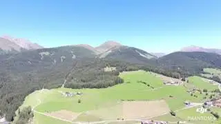 Drohnenflug &uuml;ber Meransen im Pustertal