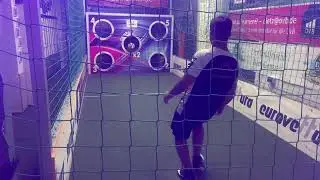 Baris K&uuml;c&uuml;kay in der Gruppenphase um die Deutsche Meisterschaft im Centerball High Score. 