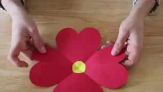 Laurka kwiat w sercu / Greeting card flower in a heart