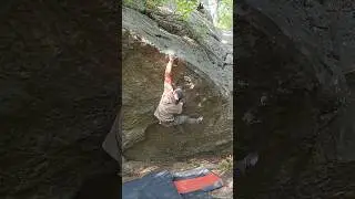 Fading Light (V7) - Holy Boulders - Southern Illinois (IL) #bouldering #rockclimbing #soill #v7