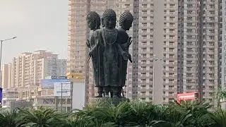 चार मूर्ति नोएडा, Gaur City Mall Noida Gaur City #viralvideo 