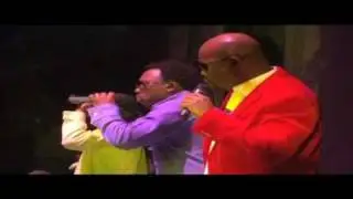 Naturally 7 &ndash; Say You Love Me [Live at Madison Square Garden] | Vocal Play | Hidden Beach Recordings