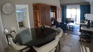 The Royal Sea Aquarium Resort | Willemstad, Cura&ccedil;ao | Ocean view suite