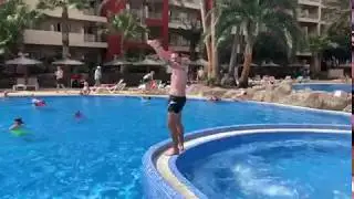 Pool activities! at Elba Carlota