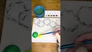 Painting ornaments to make gift tags #handmade #painting #papercraft #holiday
