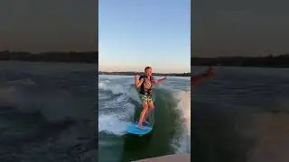Wakesurfing 360 [First Time]