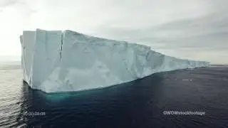 Icebergs in the Antarctic Sound SF1827