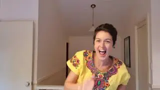 Me prepping for a Laughter Session - 1 minute warm up Laughter Yoga / Laughter Wellness #shorts