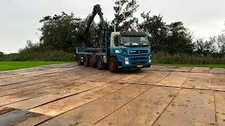 Rijplaten leggen voor tinyhouse
