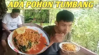 MAKAN MIE REBUS DI PONDOK||HARI HUJAN DAN ADA POHON TUMBANG