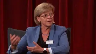 Marionetterna &ndash; en ber&auml;ttelse om v&auml;rlden som politisk teater &ndash; Ingrid Carlberg