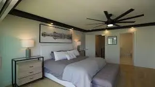 Remodeled condo with boat slip FOR SALE. 800 River Point Dr APT 212, Naples, FL 34102 MN