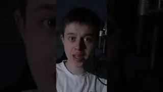 Oni vs granny skrada się do łazienki z karaluchami