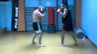 Chulito de gimnasio VS boxeador
