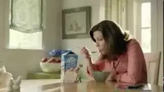 TV Spot - Silk - Almond Milk - Moo - Helps You Bloom