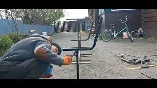 Стол со скомейкой уличный вариант.