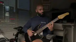 Testing the new Godin G-Tour