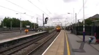 319364 ' Transforming Blackfriars ' In Thameslink Rainbow Livery.