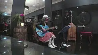 A Bar Song (Tipsy) (Shaboozey Cover) - Betsy Blue Live @ The Macquarie Hobart, May 2nd, 2025