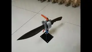 Triaxial Blade Vise