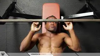BUILD THE LOWER CHEST: Correct method using the DECLINE BENCH PRESS